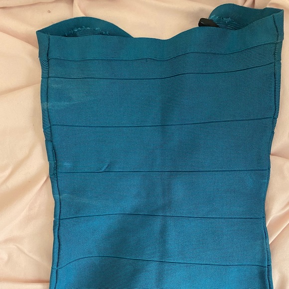 Authentic Bebe Push-up/Tube Top - Picture 2 of 4